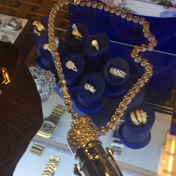 Lab made diamond solid silver. - Picture 2 of 4